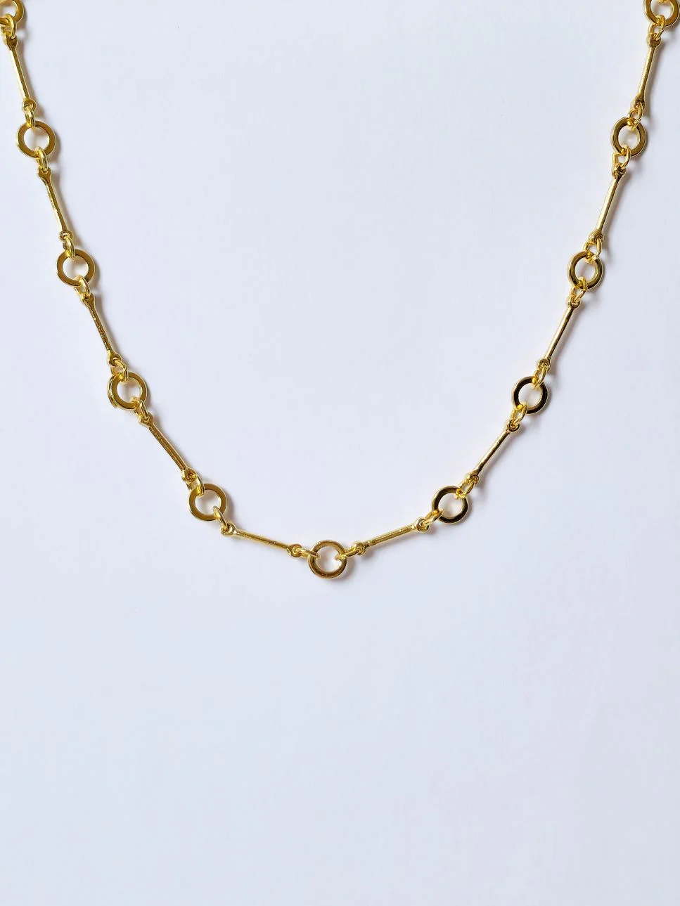 Vintage Gold Plated Chain Layering Set - Image 5