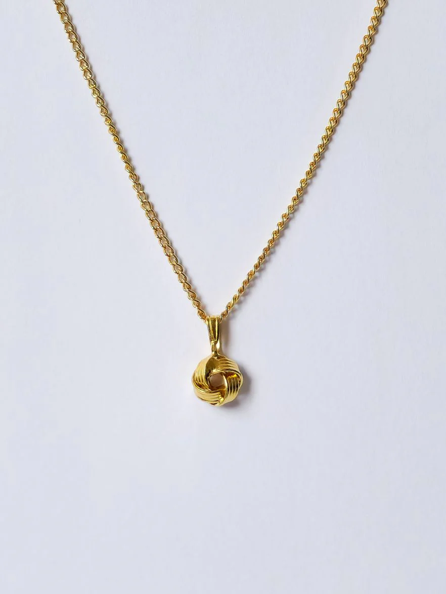 Vintage Gold Plated Chain Layering Set - Image 6