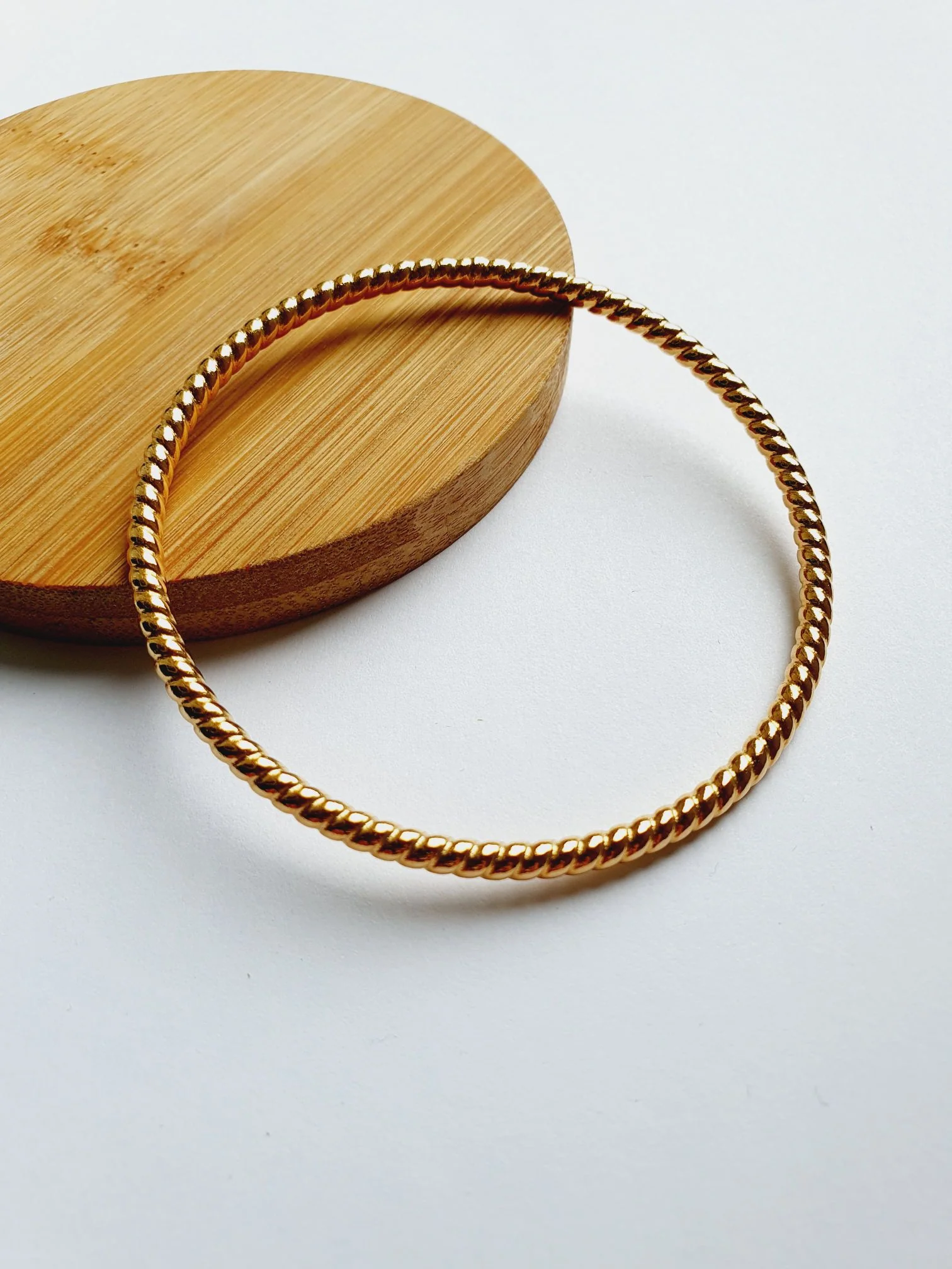 Vintage Gold Plated Round Twist Bangle Bracelet
