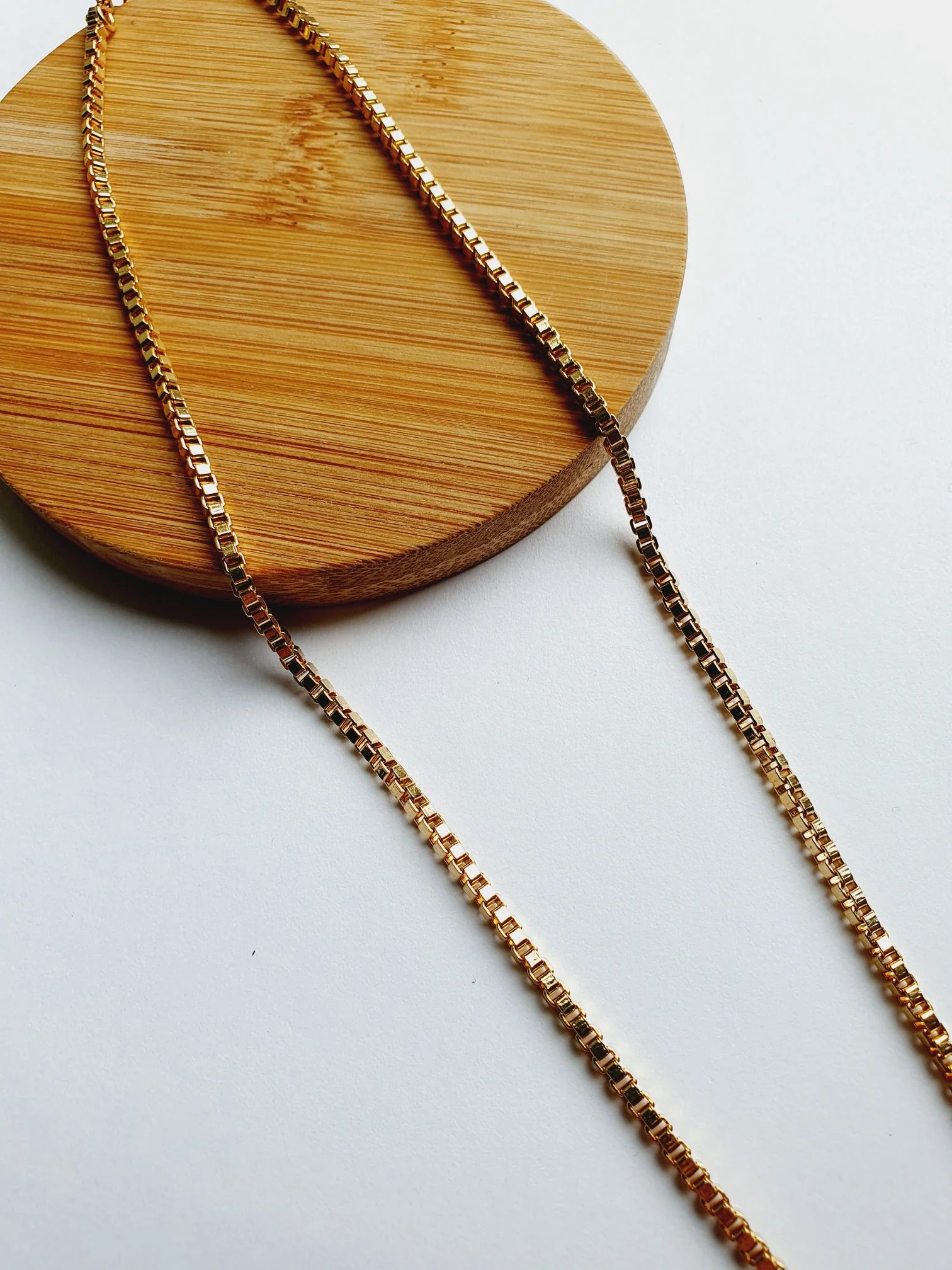 Vintage Gold Plated Thin Box Chain Necklace - Image 4